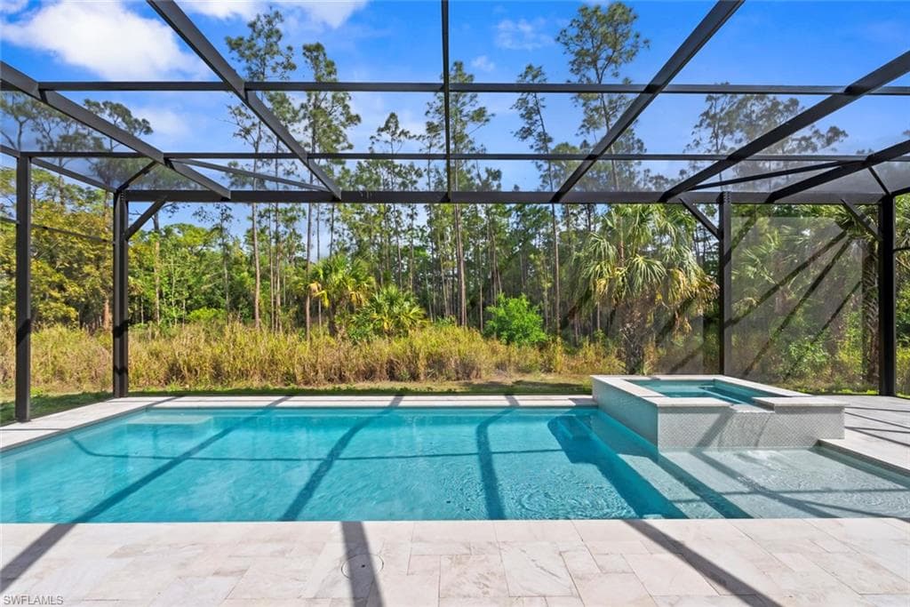 3513 14th Ave NE, Naples, FL 34120-8
