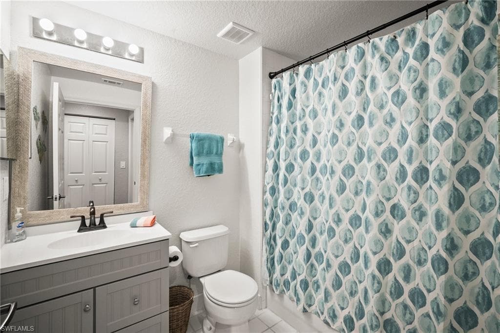 4665 Saint Croix Ln 1525, Naples, FL 34109-12