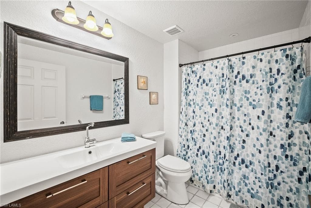 4665 Saint Croix Ln 1525, Naples, FL 34109-21
