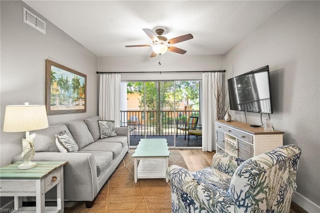 4665 Saint Croix Ln 1525, Naples, FL 34109-22