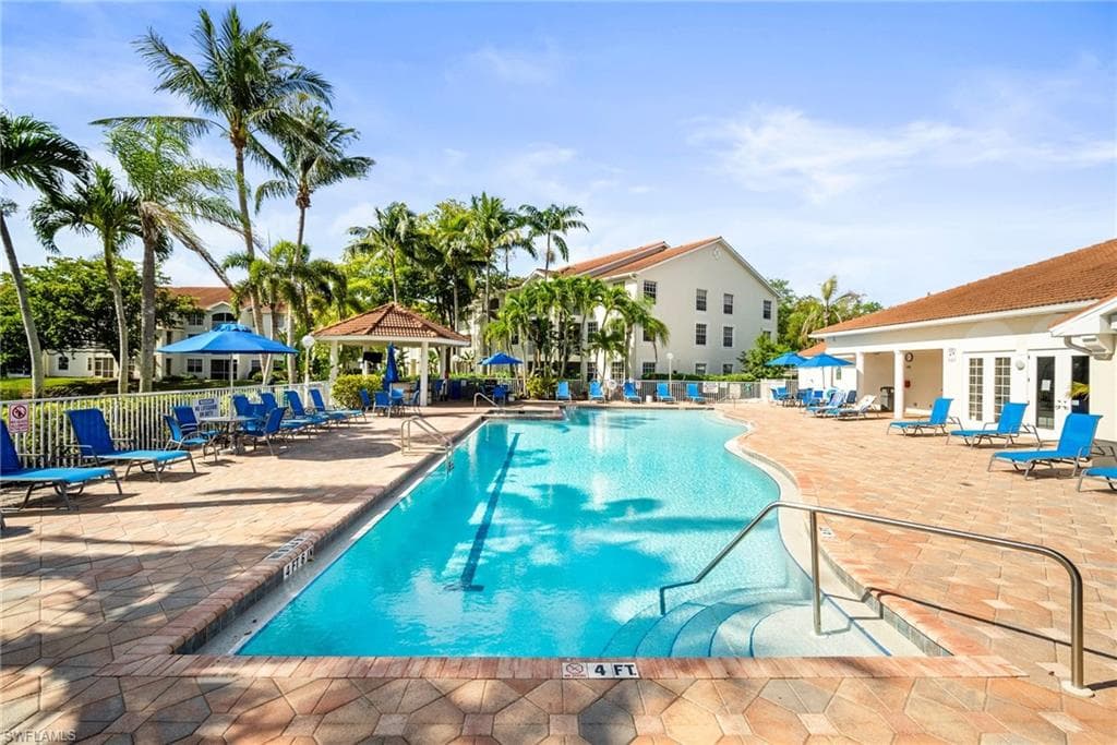 4665 Saint Croix Ln 1525, Naples, FL 34109-40