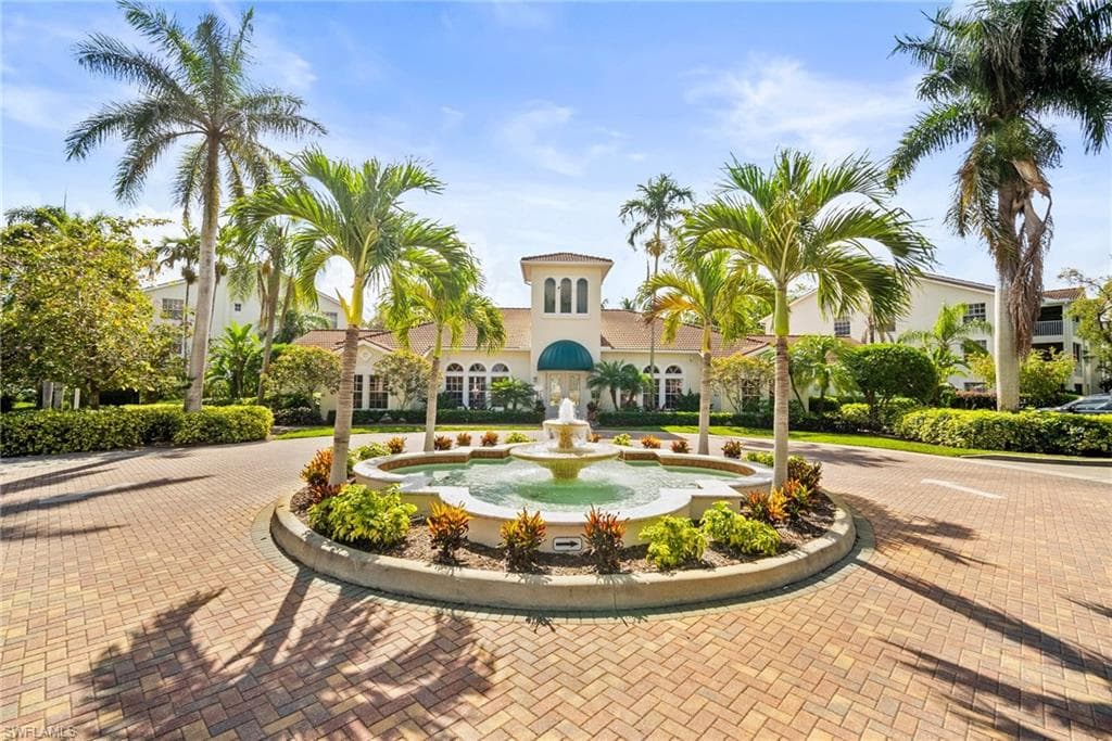 4665 Saint Croix Ln 1525, Naples, FL 34109-4