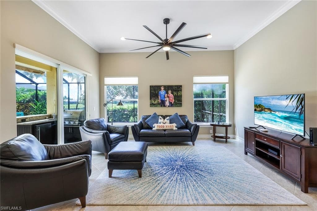 9337 Campanile Cir, Naples, FL 34114-9