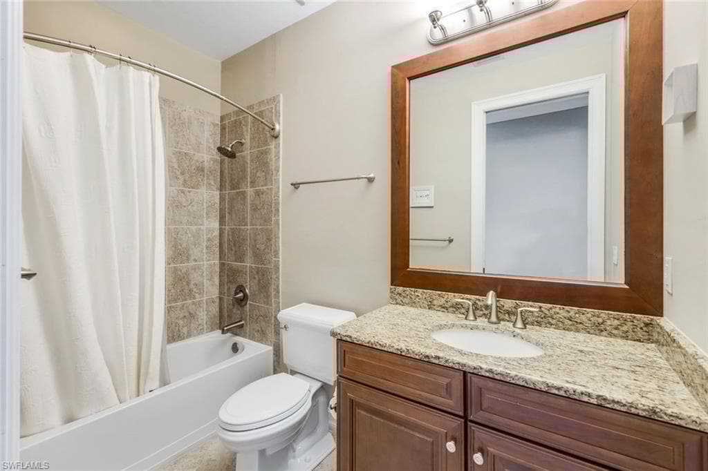 9337 Campanile Cir, Naples, FL 34114-28