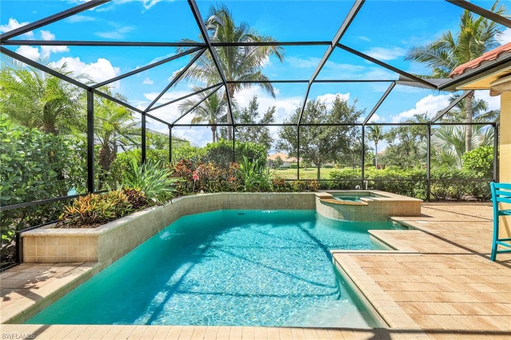 9337 Campanile Cir, Naples, FL 34114-35