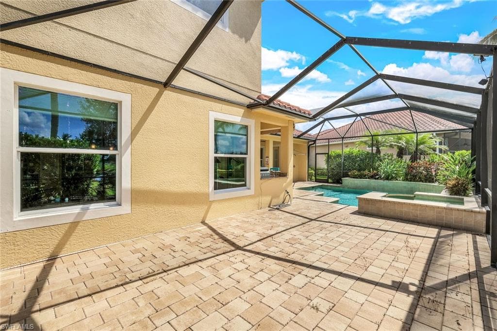 9337 Campanile Cir, Naples, FL 34114-37