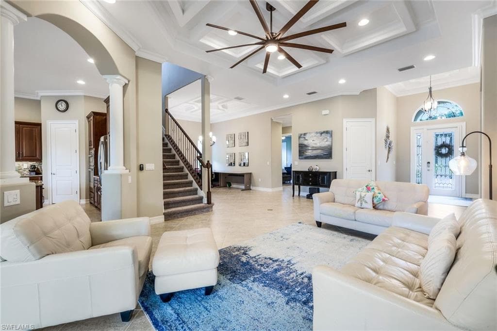 9337 Campanile Cir, Naples, FL 34114-6