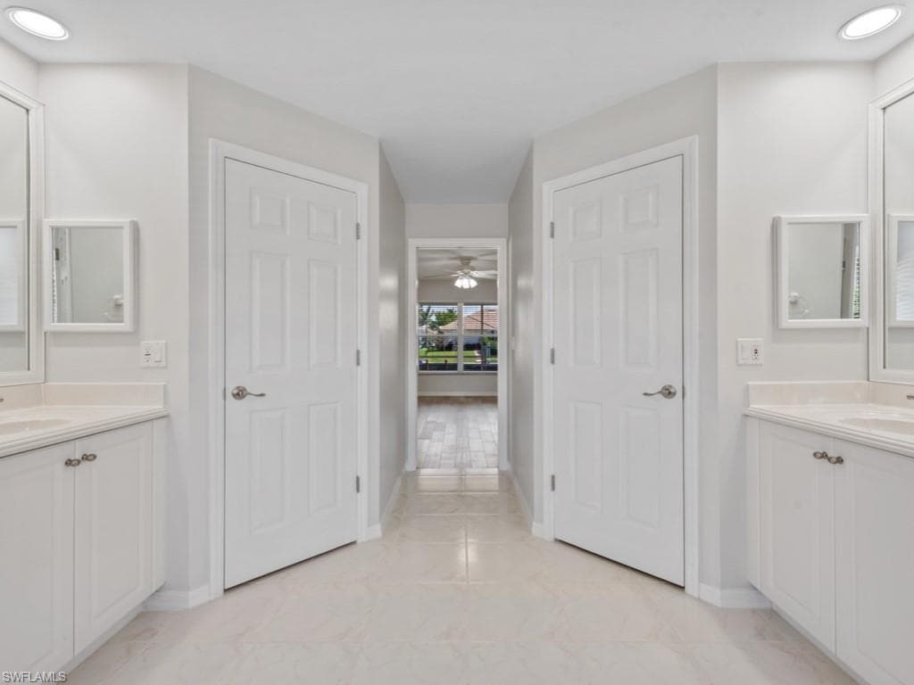 371 Edgewater Ct, Marco Island, FL 34145-20