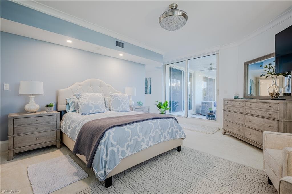 4021 Gulf Shore Blvd N 206, Naples, FL 34103-27