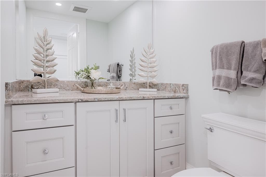 4021 Gulf Shore Blvd N 206, Naples, FL 34103-29