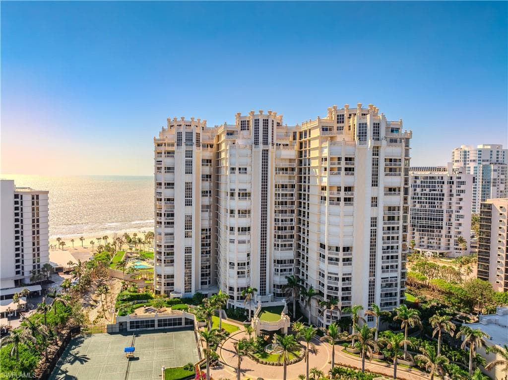 4021 Gulf Shore Blvd N 206, Naples, FL 34103-32