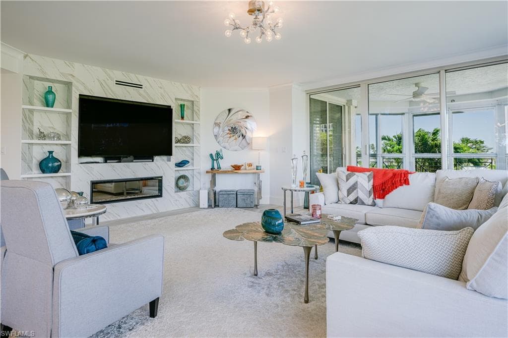 4021 Gulf Shore Blvd N 206, Naples, FL 34103-5