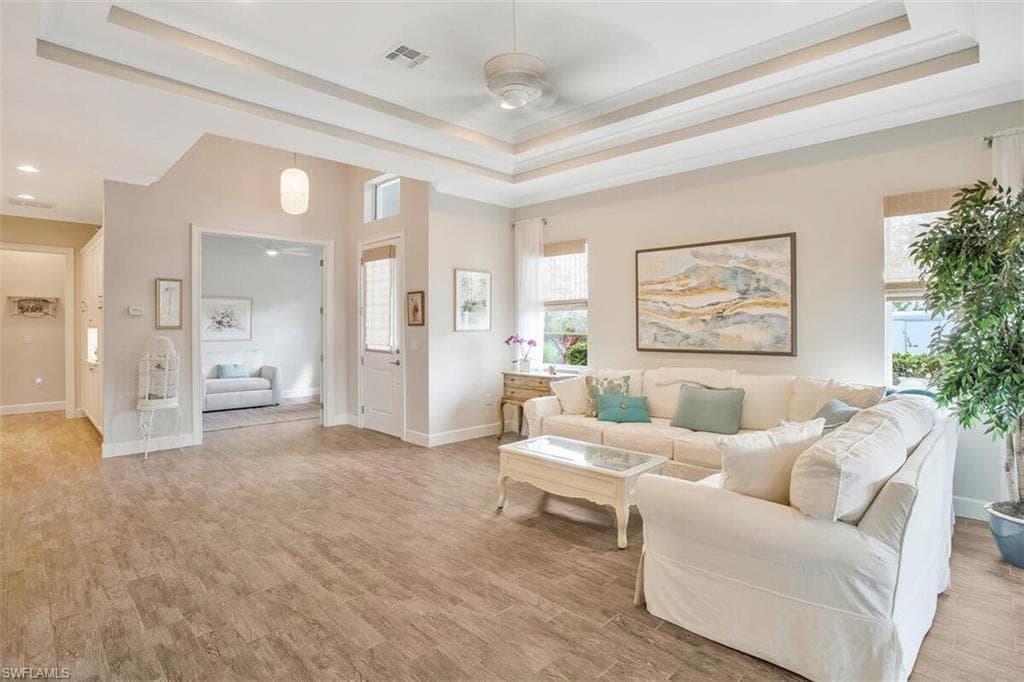 6908 Cay Ct, Naples, FL 34113-10