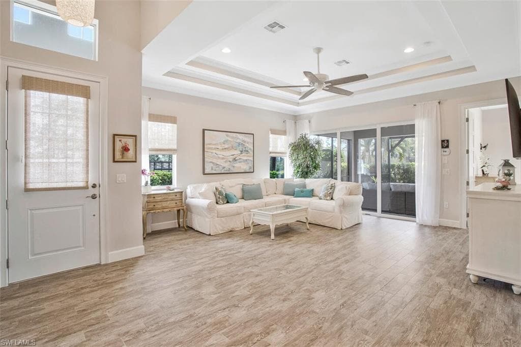 6908 Cay Ct, Naples, FL 34113-14