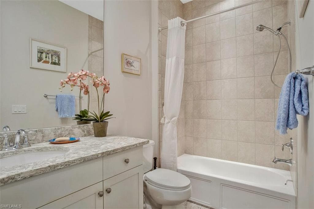 6908 Cay Ct, Naples, FL 34113-38