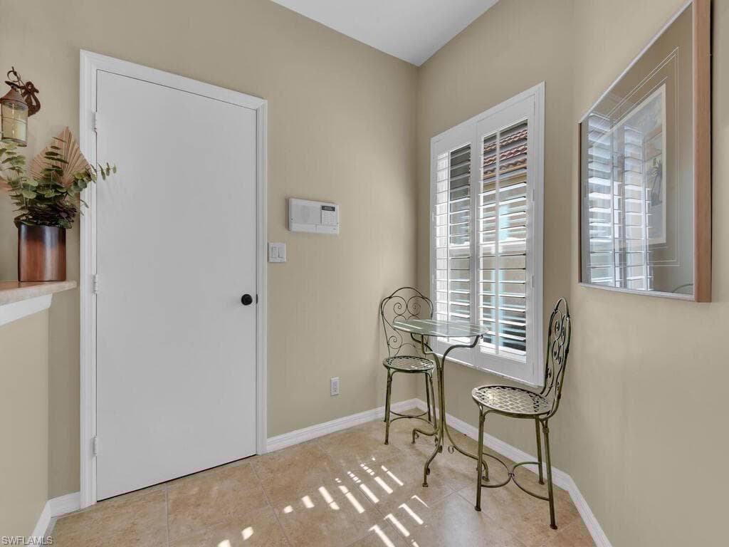 185 Napa Ridge Rd E 34, Naples, FL 34119-9