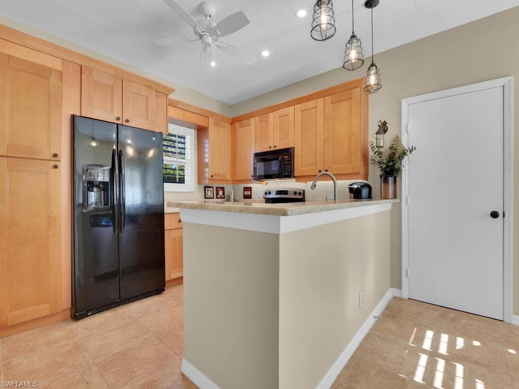 185 Napa Ridge Rd E 34, Naples, FL 34119-10