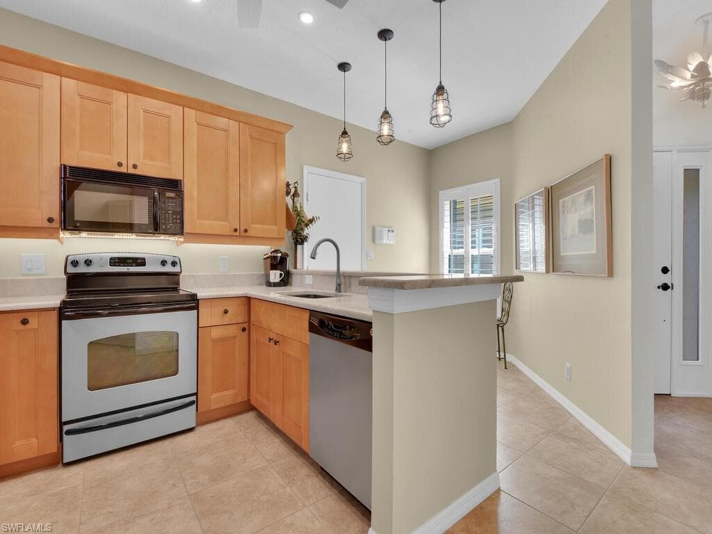 185 Napa Ridge Rd E 34, Naples, FL 34119-11