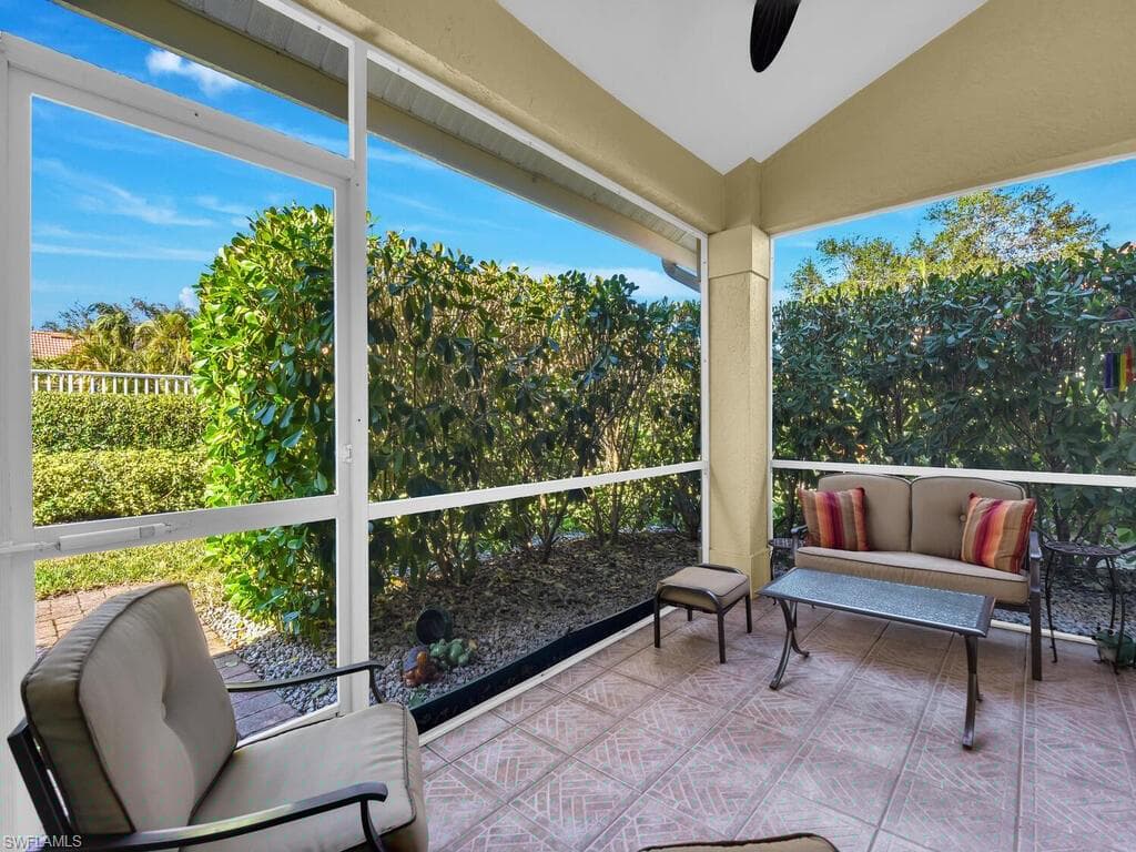 185 Napa Ridge Rd E 34, Naples, FL 34119-30