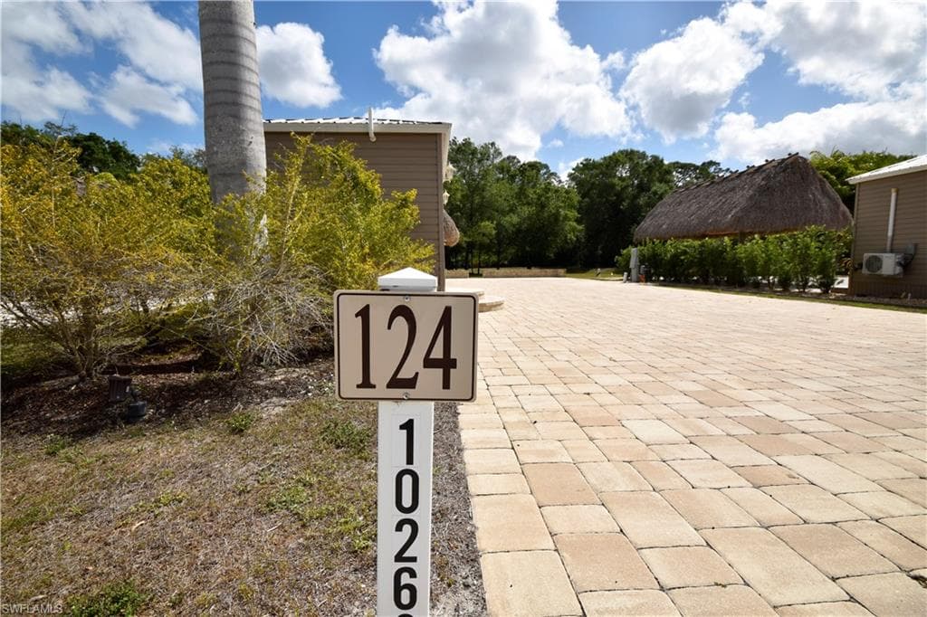 10263 Meadow Beauty Trl, Fort Myers, FL 33905-1