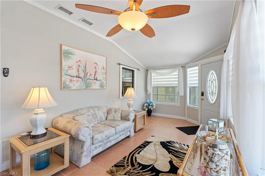 77 Atlantic Way 77, Naples, FL 34104-14