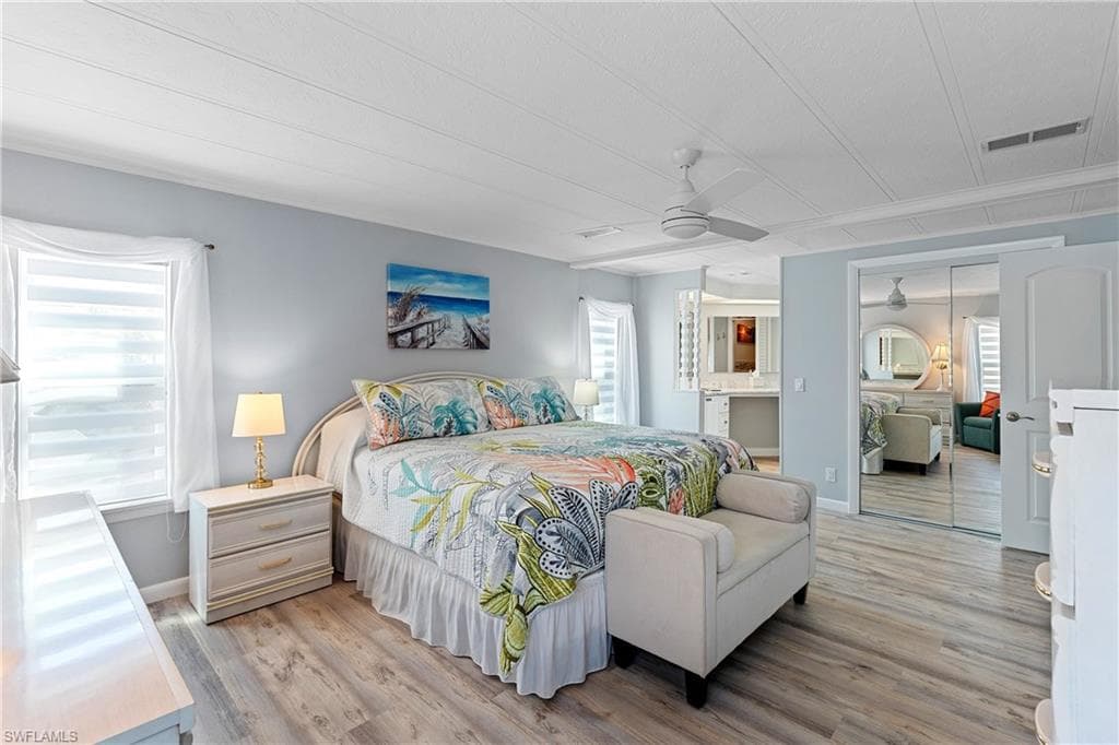 77 Atlantic Way 77, Naples, FL 34104-3
