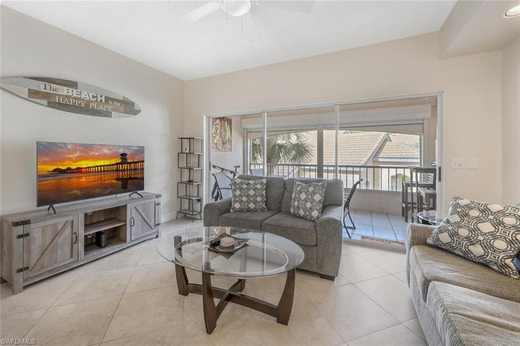 1044 Woodshire Ln B211, Naples, FL 34105-14