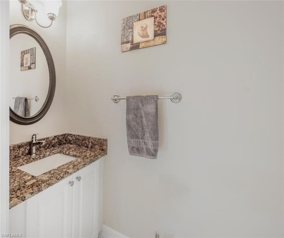 1044 Woodshire Ln B211, Naples, FL 34105-18