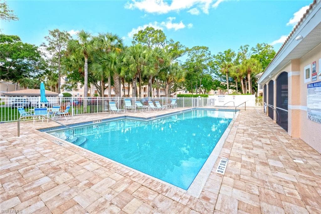 1044 Woodshire Ln B211, Naples, FL 34105-31