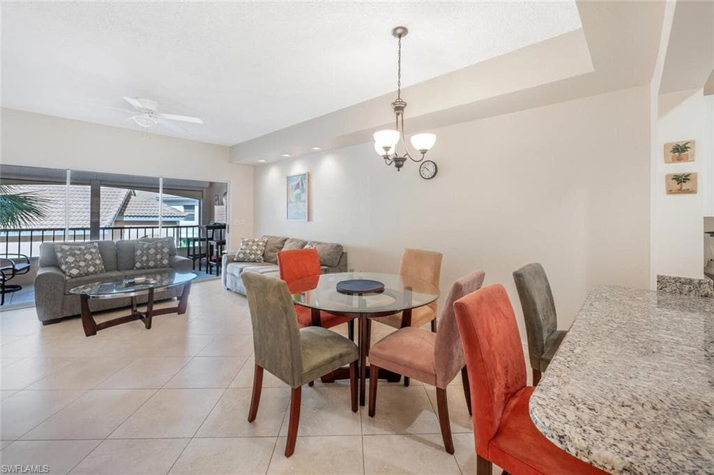 1044 Woodshire Ln B211, Naples, FL 34105-4