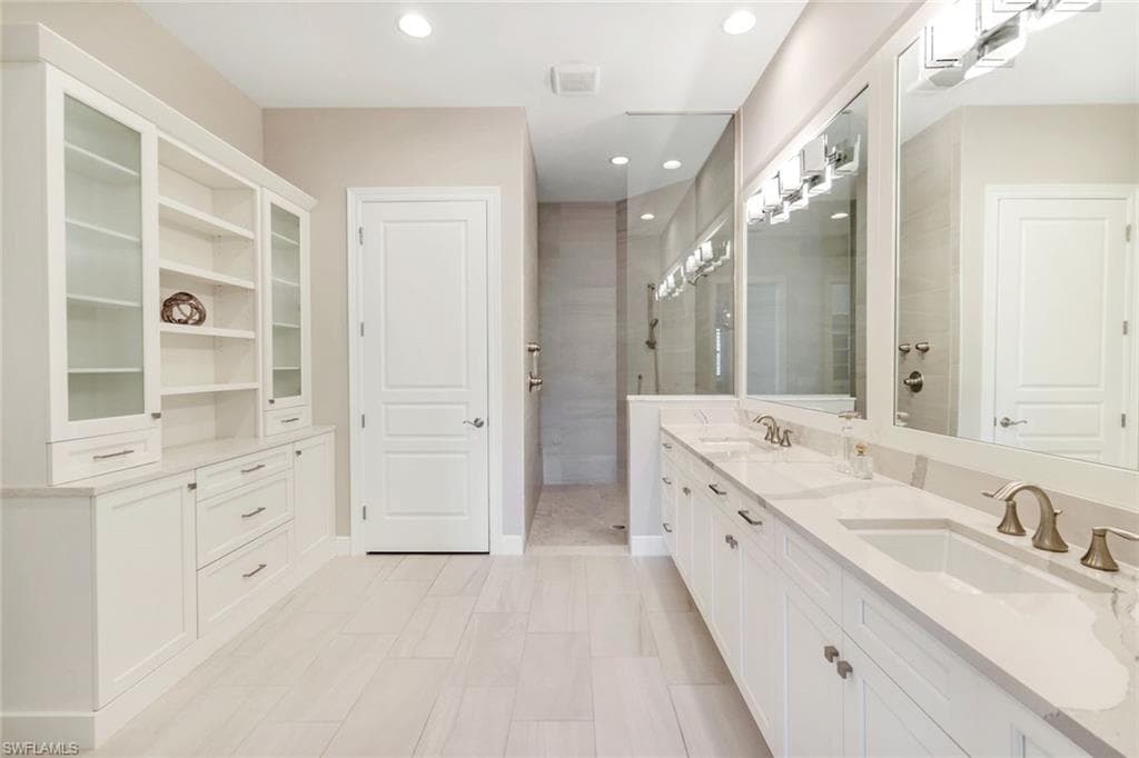 16378 Viansa Way 301, Naples, FL 34110-14