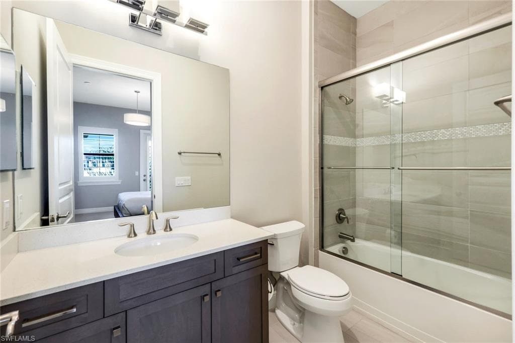 16378 Viansa Way 301, Naples, FL 34110-19