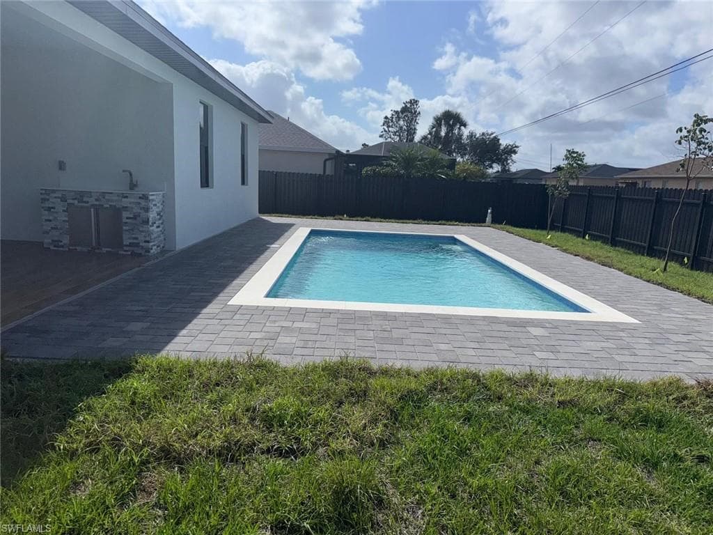 1860 23rd St, Cape Coral, FL 33909-14