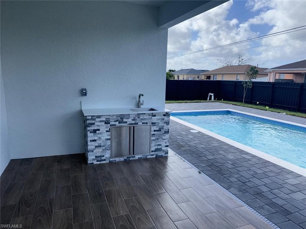 1860 23rd St, Cape Coral, FL 33909-15