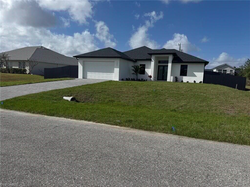 1860 23rd St, Cape Coral, FL 33909-37
