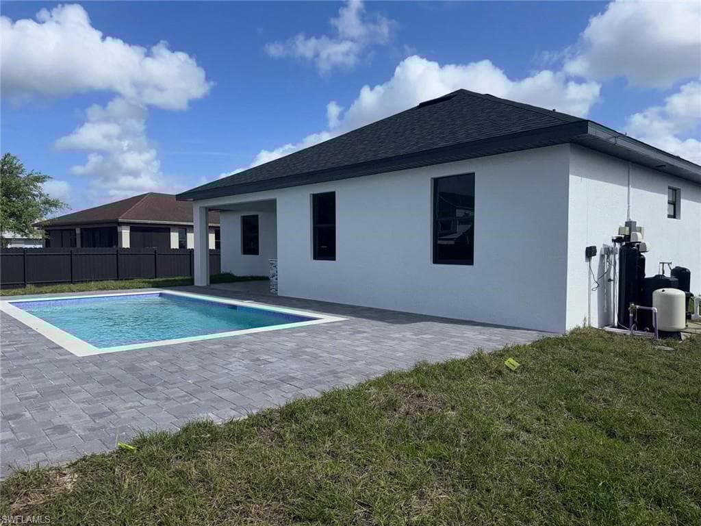 1860 23rd St, Cape Coral, FL 33909-6