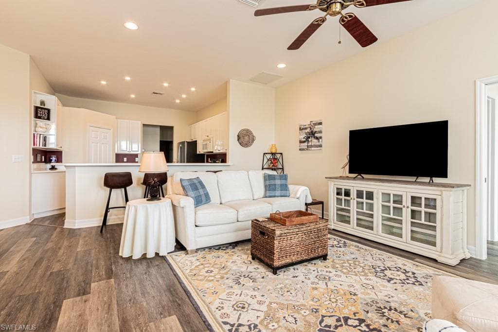 609 Grand Rapids Blvd, Naples, FL 34120-10