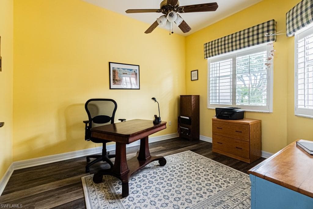 609 Grand Rapids Blvd, Naples, FL 34120-21