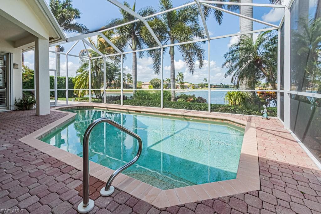 609 Grand Rapids Blvd, Naples, FL 34120-33