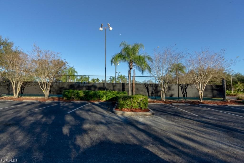609 Grand Rapids Blvd, Naples, FL 34120-40
