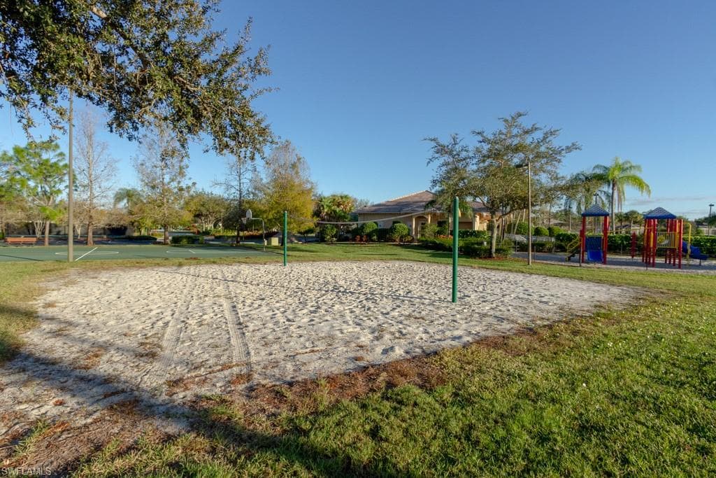 609 Grand Rapids Blvd, Naples, FL 34120-42