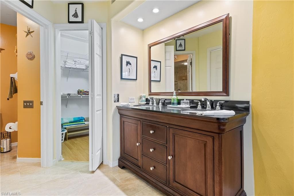 28068 Cavendish Ct 2309, Bonita Springs, FL 34135-13