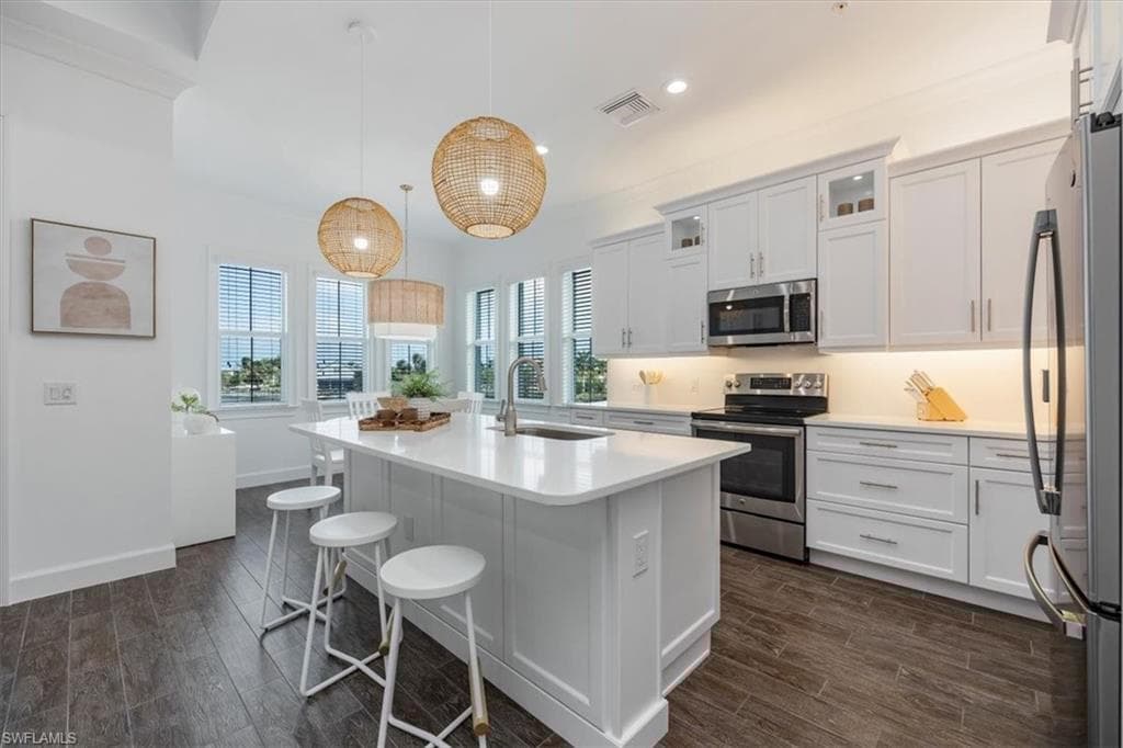 6541 Dominica Dr 202, Naples, FL 34113-10
