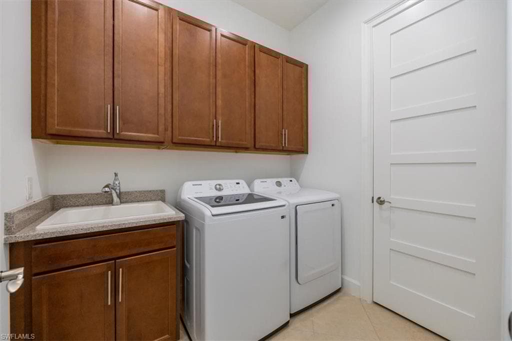6541 Dominica Dr 202, Naples, FL 34113-27