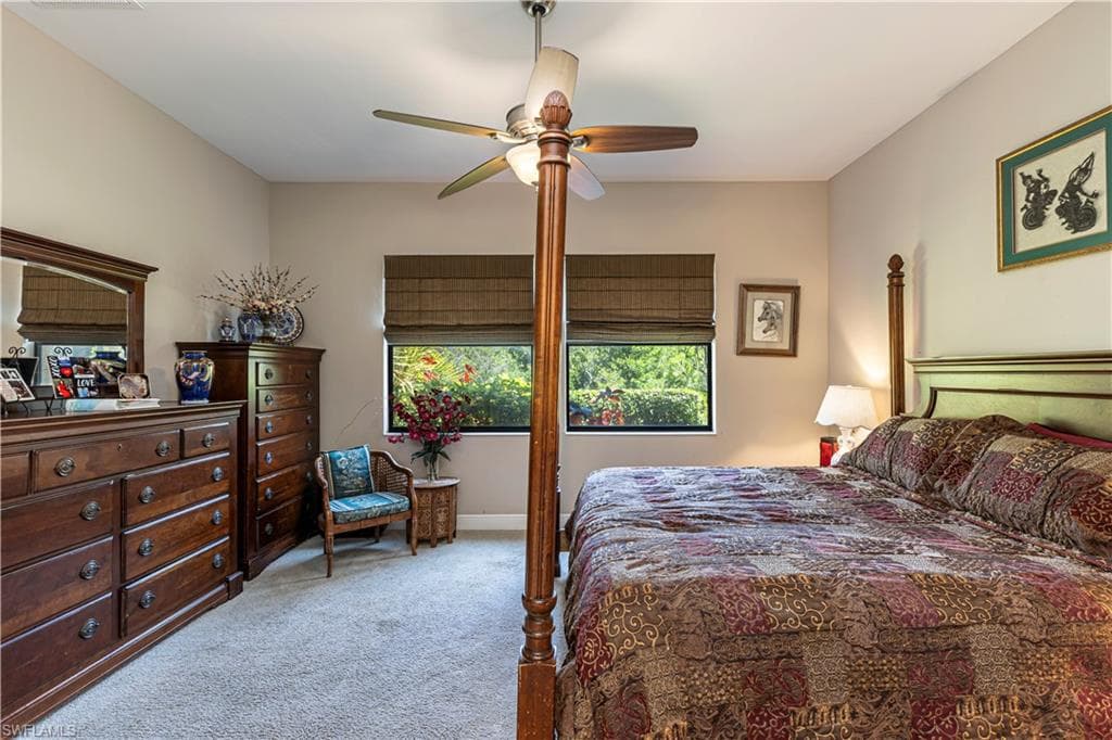 1233 Manado Dr, Naples, FL 34113-19
