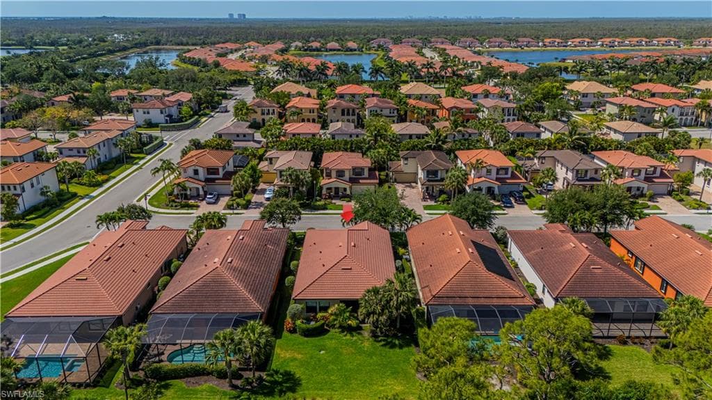 1233 Manado Dr, Naples, FL 34113-4