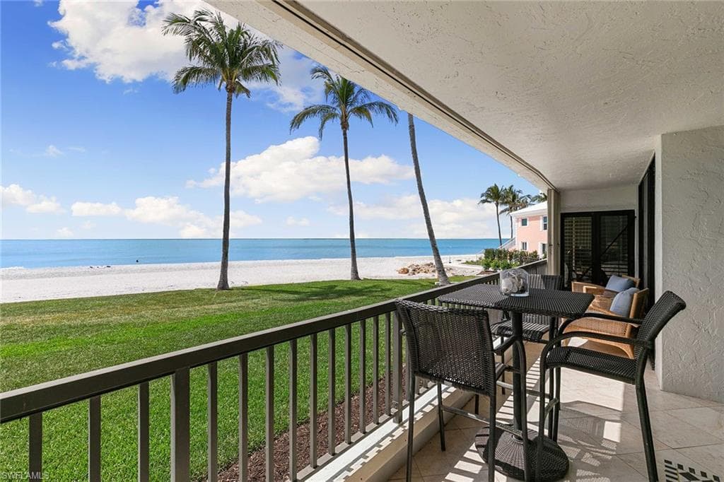 2398 Gulf Shore Blvd N 101, Naples, FL 34103-24