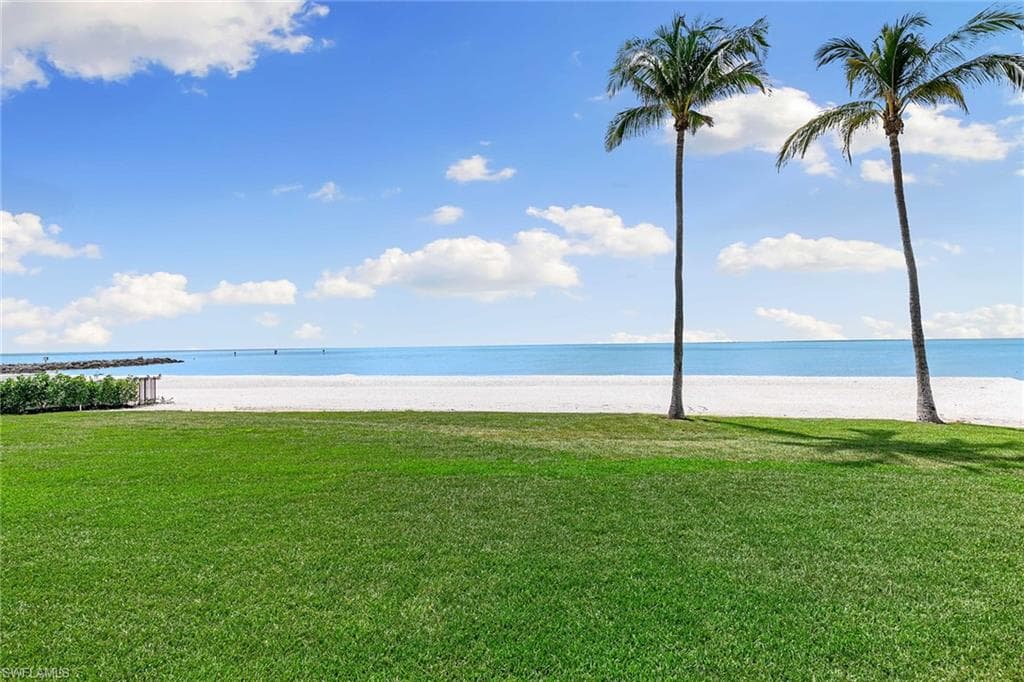 2398 Gulf Shore Blvd N 101, Naples, FL 34103-26