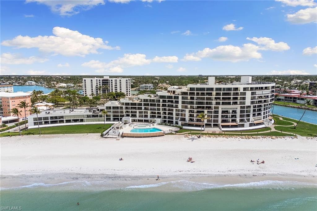 2398 Gulf Shore Blvd N 101, Naples, FL 34103-33
