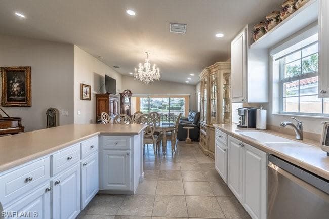 8396 Borboni Ct, Naples, FL 34114-12